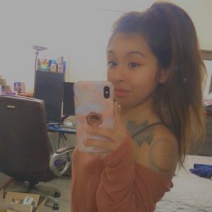 Meet your Posher, Salina